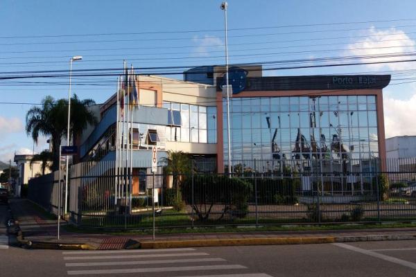 Servidor da Superintendência do Porto de Itajaí: 