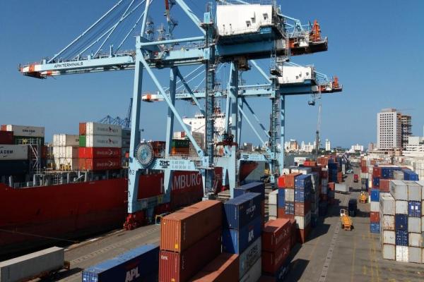 Operações de abril no Complexo Portuário de Itajaí apresentam resultados excelentes.