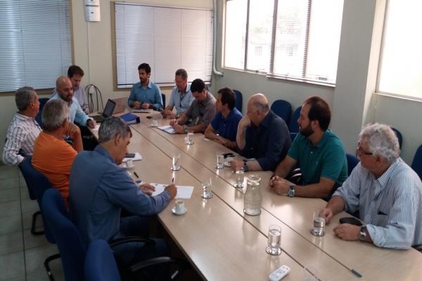 Assinada Ordem de Serviço para Estudos Teóricos e Execução de Simulações Náuticas e Treinamento com a Praticagem.