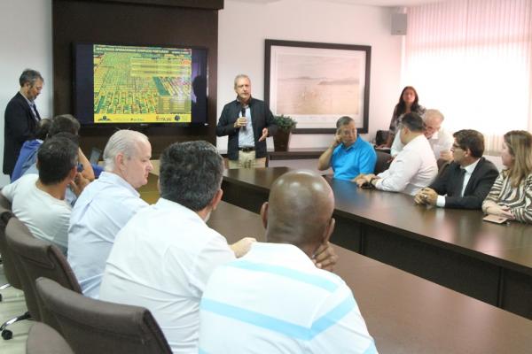 Acordo com BADESC permite expansão portuária e regulariza terreno do CIS.