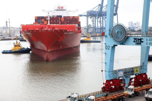 Profundidades de navegação do Porto de Itajaí registram medições históricas.