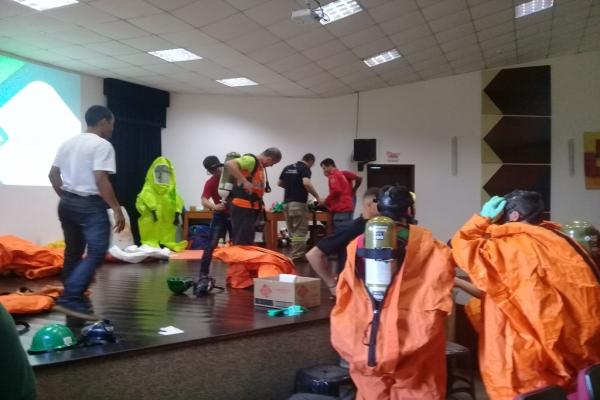 Gerência de Meio Ambiente da Superintendência do Porto de Itajaí promove curso de atendimento de Emergência Química.
