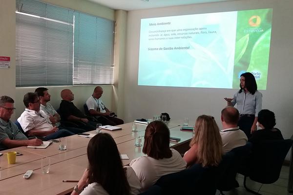 Porto de Itajaí busca certificação da ISO 14.001
