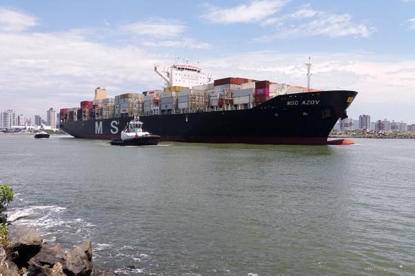 Porto de Itajaí registra aumento de 20% em toneladas no mês de Janeiro. Porto de Itajaí registra aumento de 20% em toneladas no mês de Janeiro.