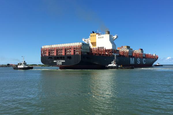 COMUNICADO IMPORTANTE: Fechamento do Canal de acesso ao Complexo Portuário de Itajaí a partir de 09:30Hr.