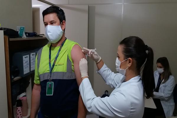 Segunda etapa da Campanha de Vacinação contra a gripe no Porto de Itajaí. Segunda etapa da Campanha de Vacinação contra a gripe no Porto de Itajaí.