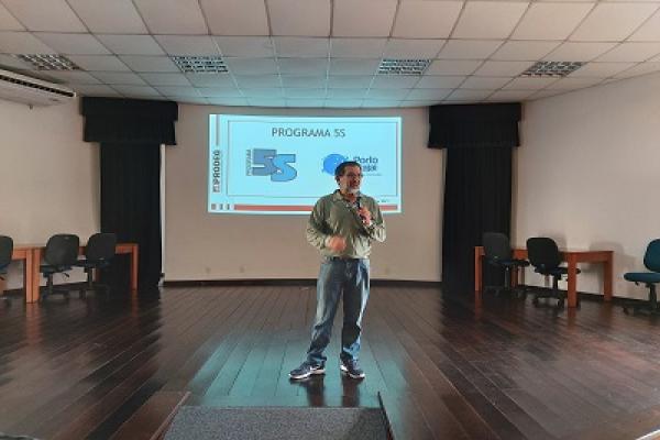 Servidores da Superintendência do Porto de Itajaí receberam treinamentos sobre ISOs e Programa 5S.