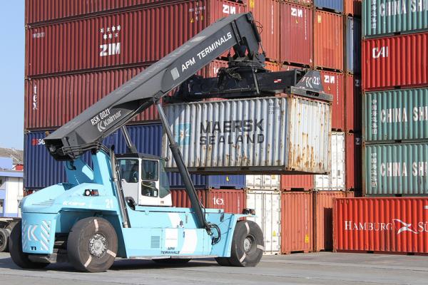  Complexo do Itajaí movimenta 8,35 milhões de toneladas e 764,13 mil TEUs