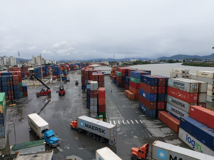 Complexo Portuário de Itajaí e Navegantes registra crescimento de 6% na tonelagem.