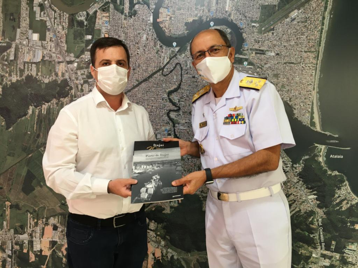 Autoridade Portuária de Itajaí recebe a visita do novo Comandante do 5º Distrito Naval da Marinha do Brasil.