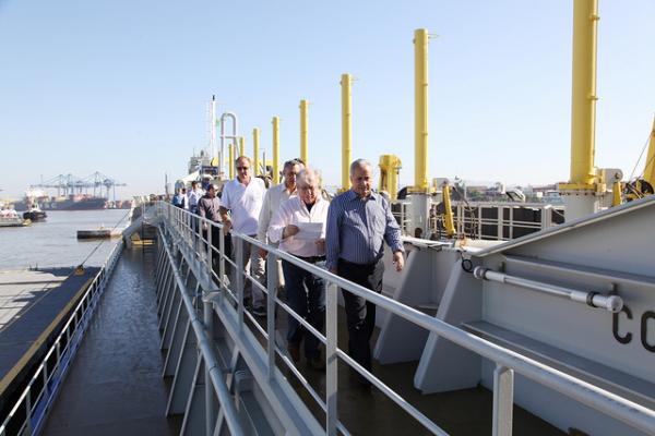 Prefeito visita a draga Rondo