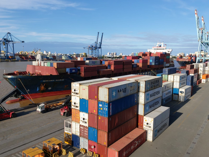 Abril encerra 1º quadrimestre do ano com 6% de aumento em toneladas (carga geral)