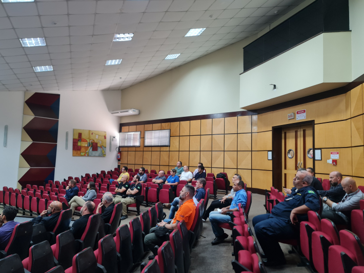 CESPORTOS realiza reunião geral na sede da Autoridade Portuária de Itajaí