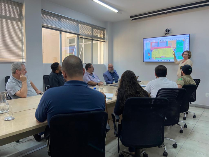 Comitiva do Porto de Paranaguá visita Superintendência do Porto de Itajaí