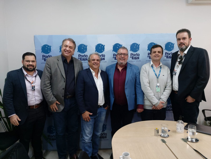 Diretoria da Superintendência do Porto de Itajaí recebe a visita de representantes da Mada Araújo Asset Management Ltda