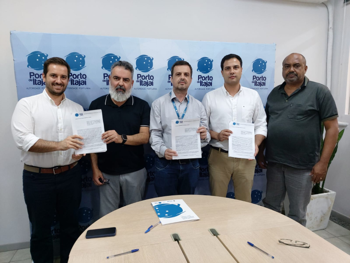 Assinado Contrato de Arrendamento Transitório para movimentação de carga geral