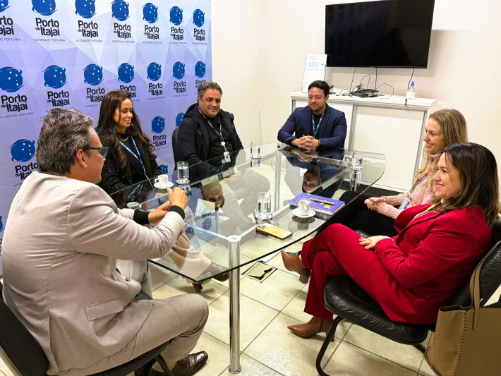 Superintendência do Porto de Itajaí recebe diretoria do Sebrae Superintendência do Porto de Itajaí recebe diretoria do Sebrae