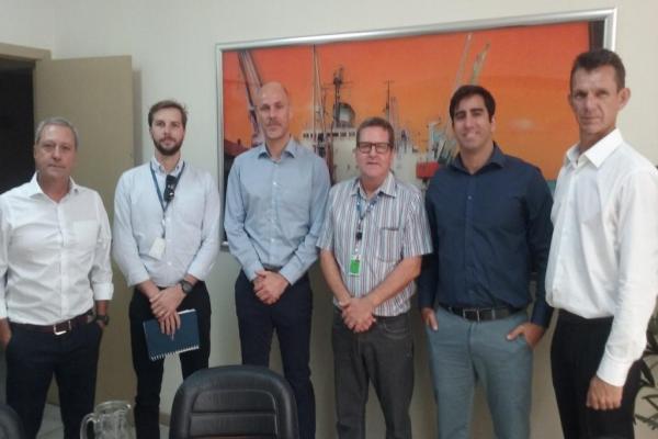 Grupo BMW realiza visita técnica ao Porto de Itajaí.