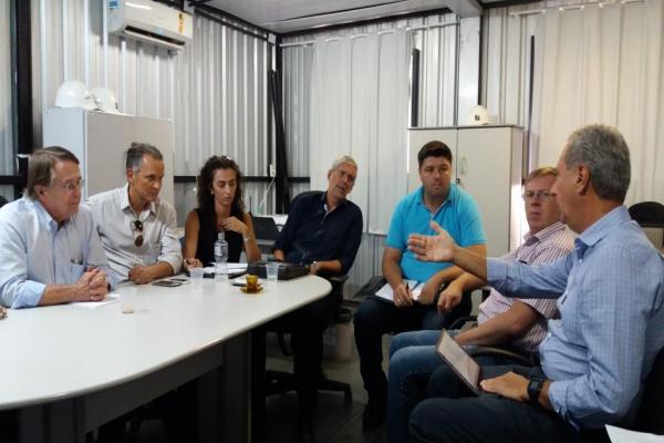 Secretário de Estado do Planejamento visita obras da Bacia de Evolução. Secretário de Estado do Planejamento visita obras da Bacia de Evolução.